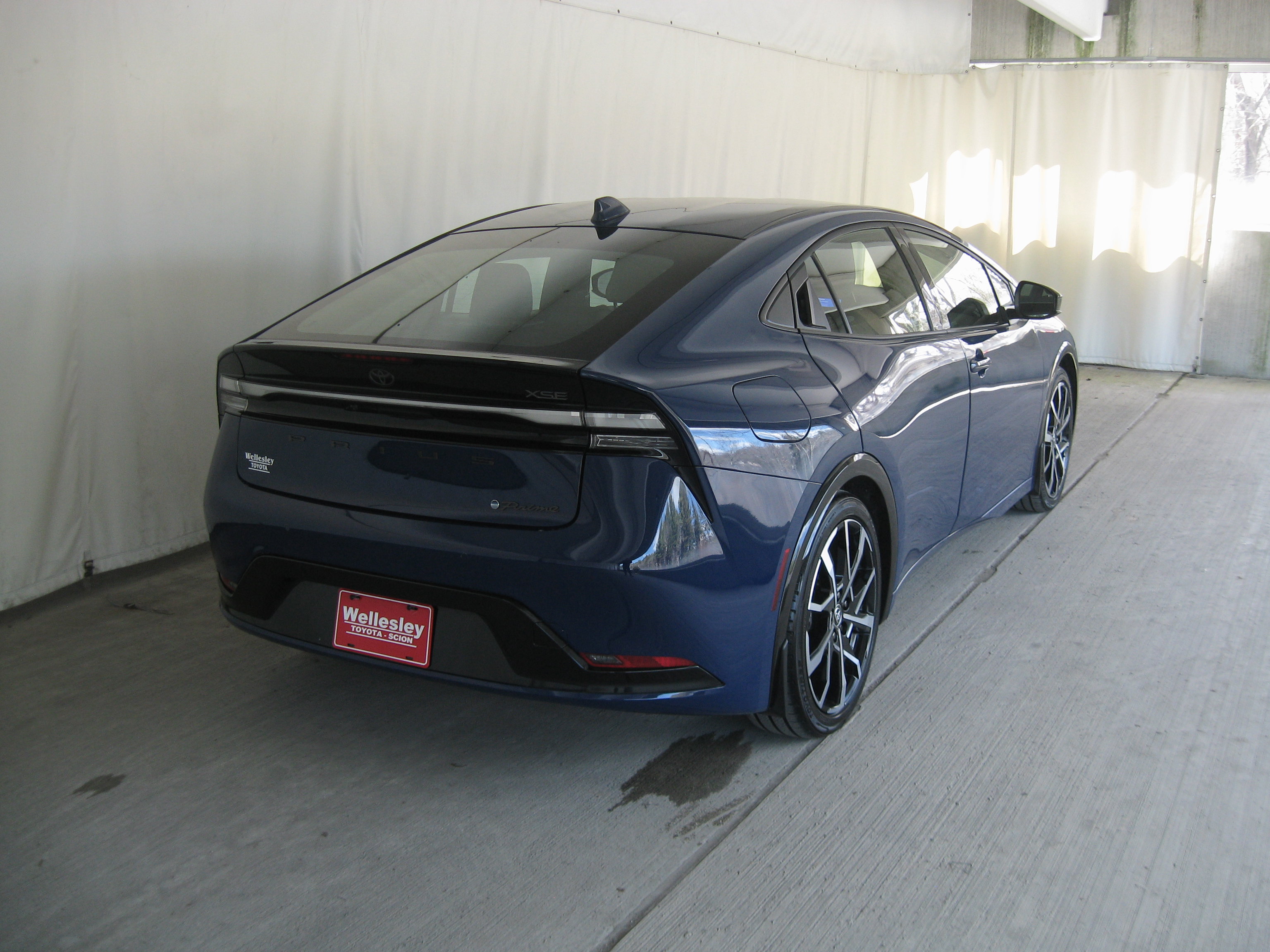 Used 2024 Toyota Prius Prime image 6