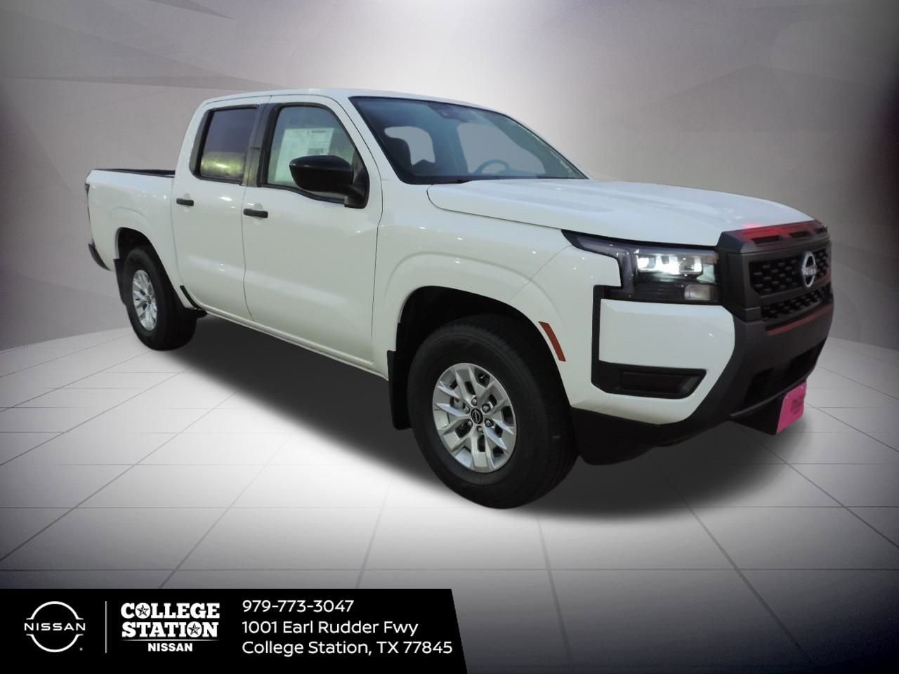 New 2026 Nissan Frontier S image 3