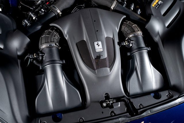 Used 2019 Ferrari Portofino image 16