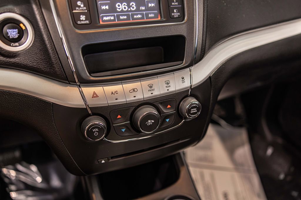Used 2018 Dodge Journey SE FWD image 27