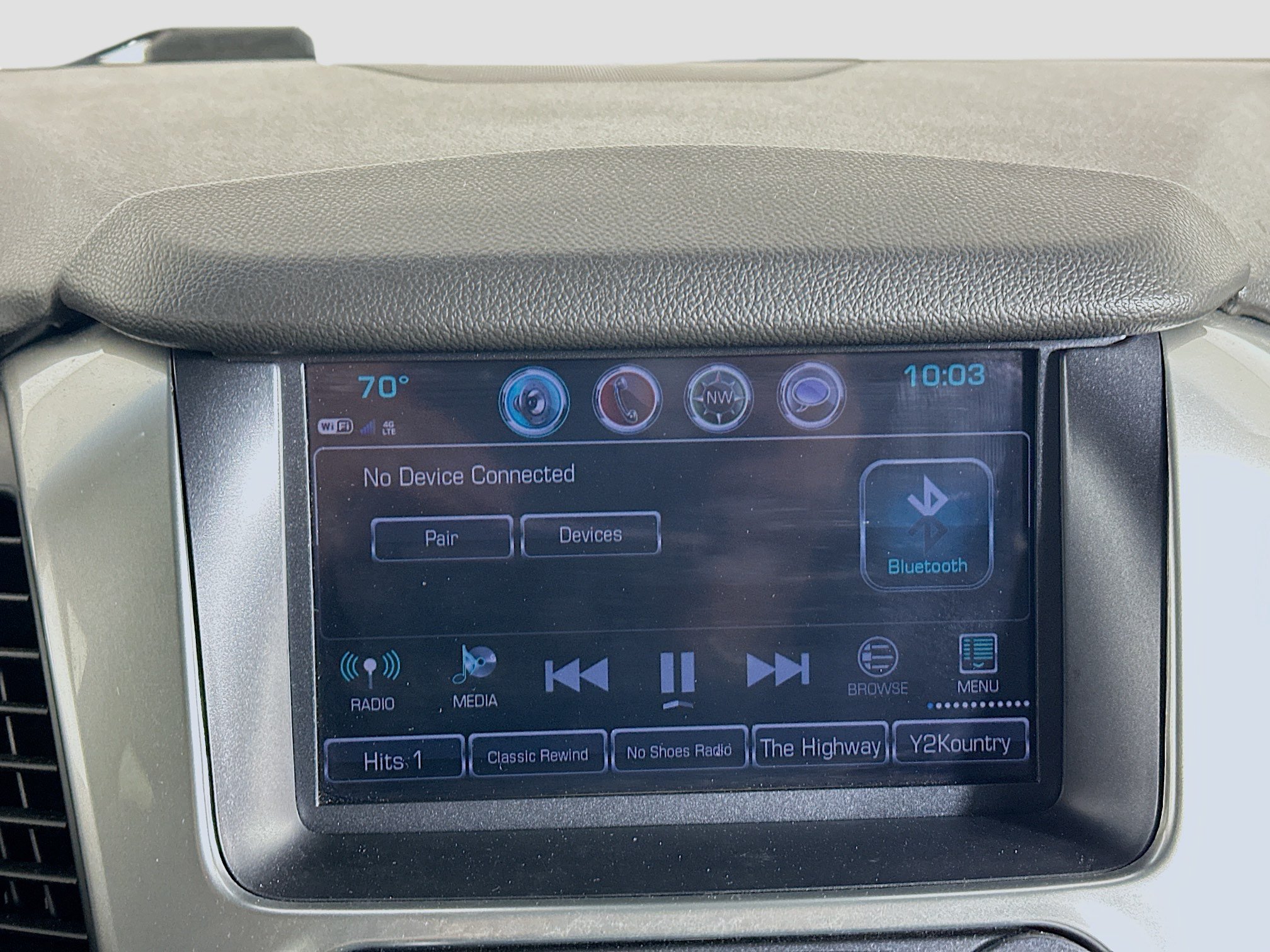 Used 2019 Chevrolet Suburban Premier w/ RST 6.2L Performance Edition AWD/4WD image 19