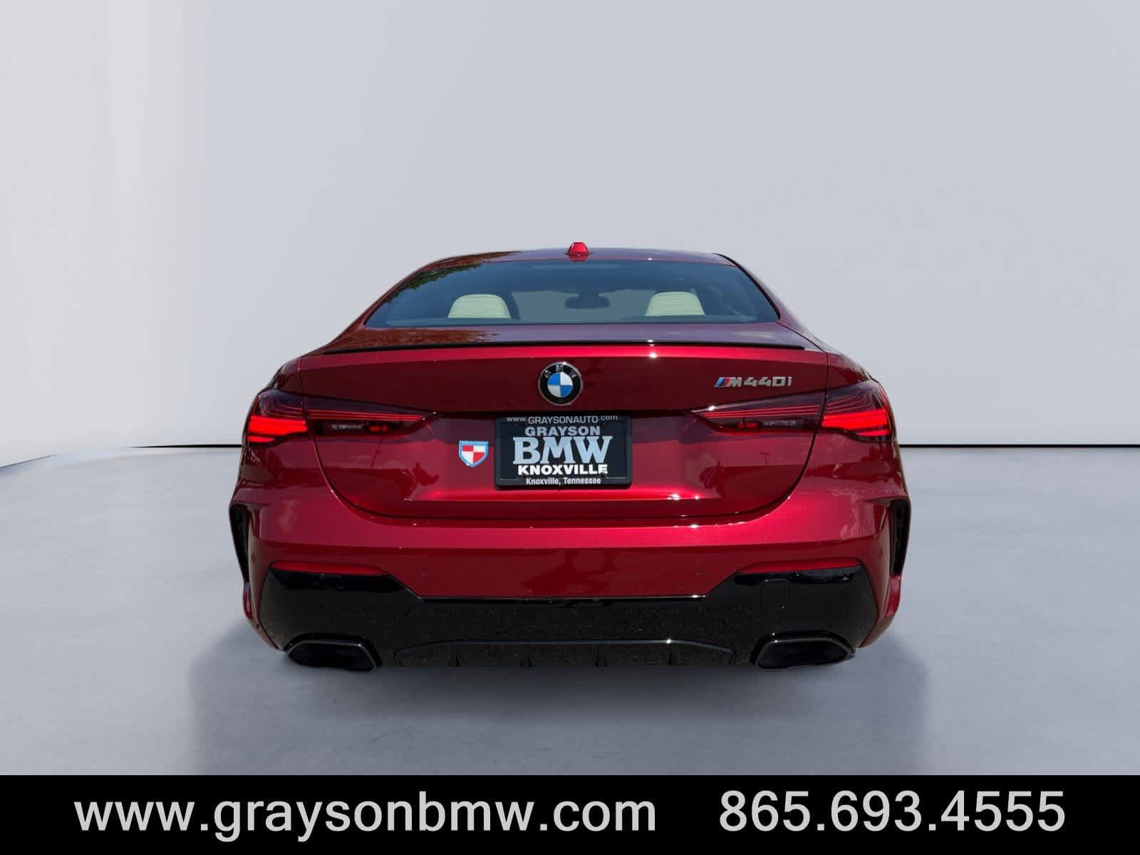 Used 2026 BMW M440i Coupe RWD image 4