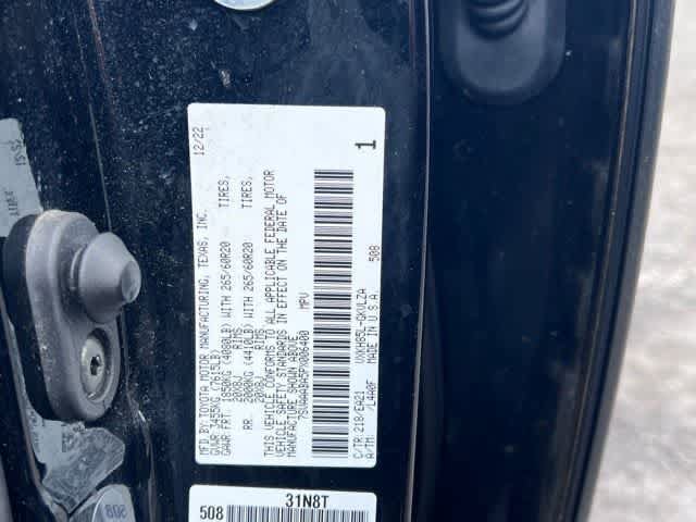 Used 2023 Toyota Sequoia Limited w/ Tow Technology Package AWD/4WD image 9