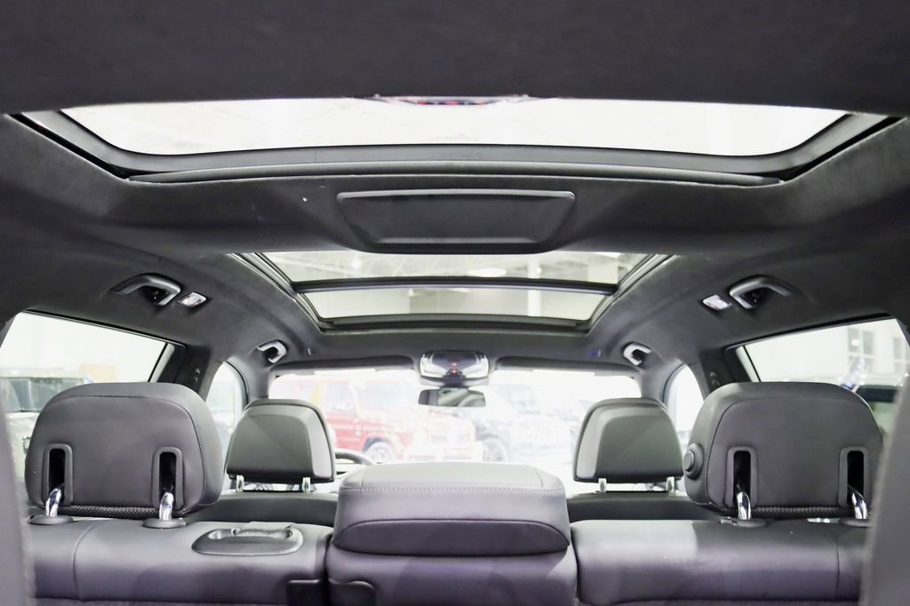 Used 2023 BMW X7 xDrive40i w/ M Sport Package image 33