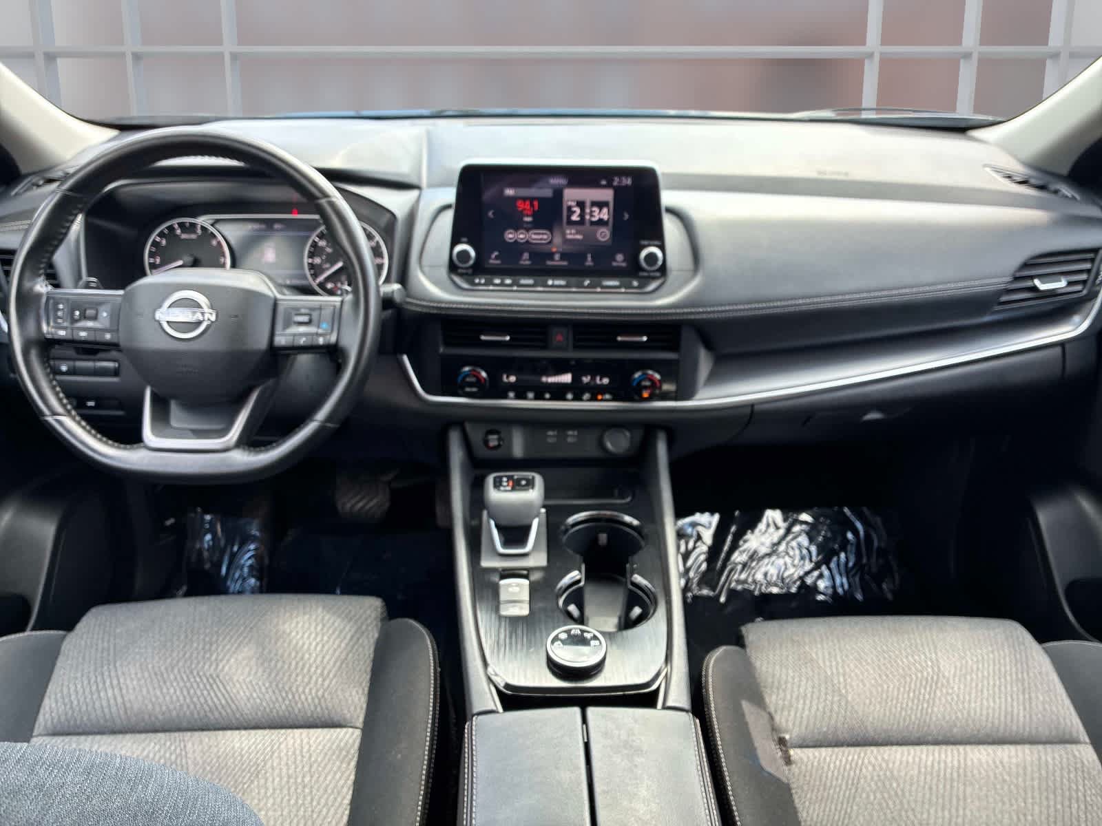 Used 2025 Nissan Rogue SV AWD/4WD image 25