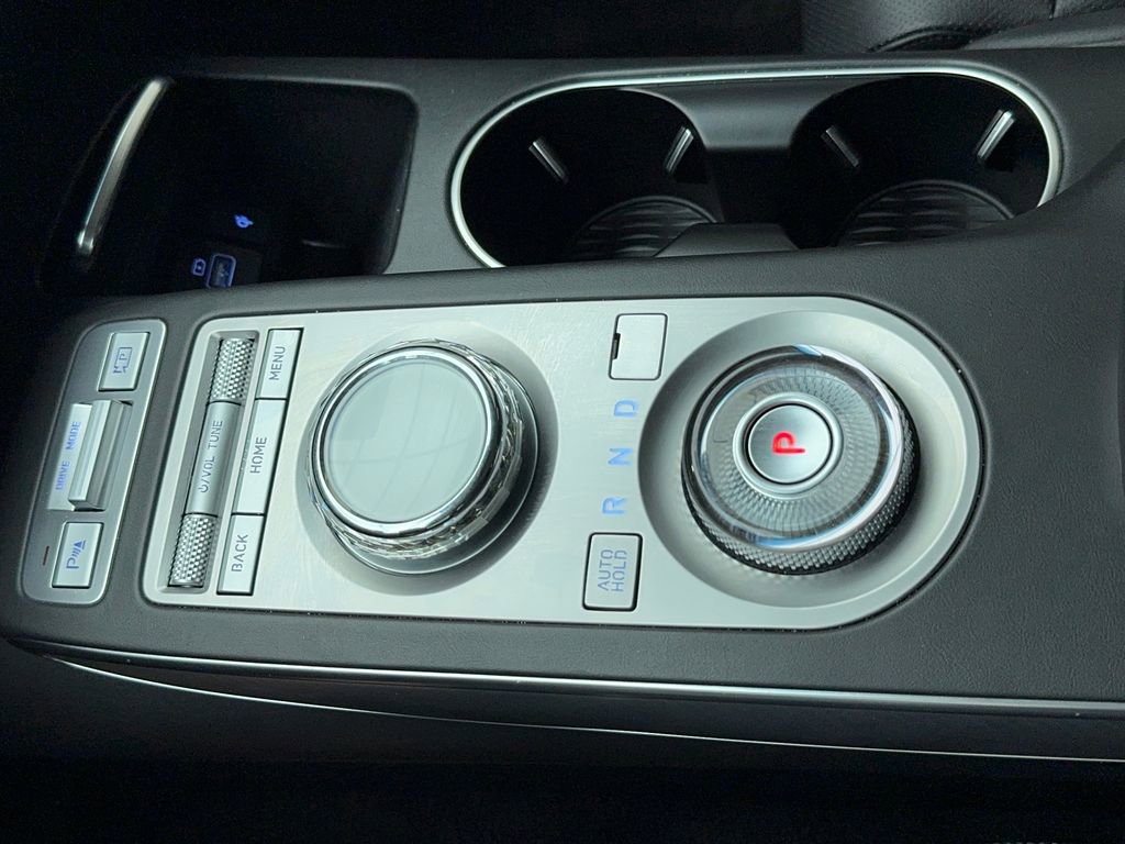 Used 2024 Genesis GV70 2.5T w/ Select Package image 30