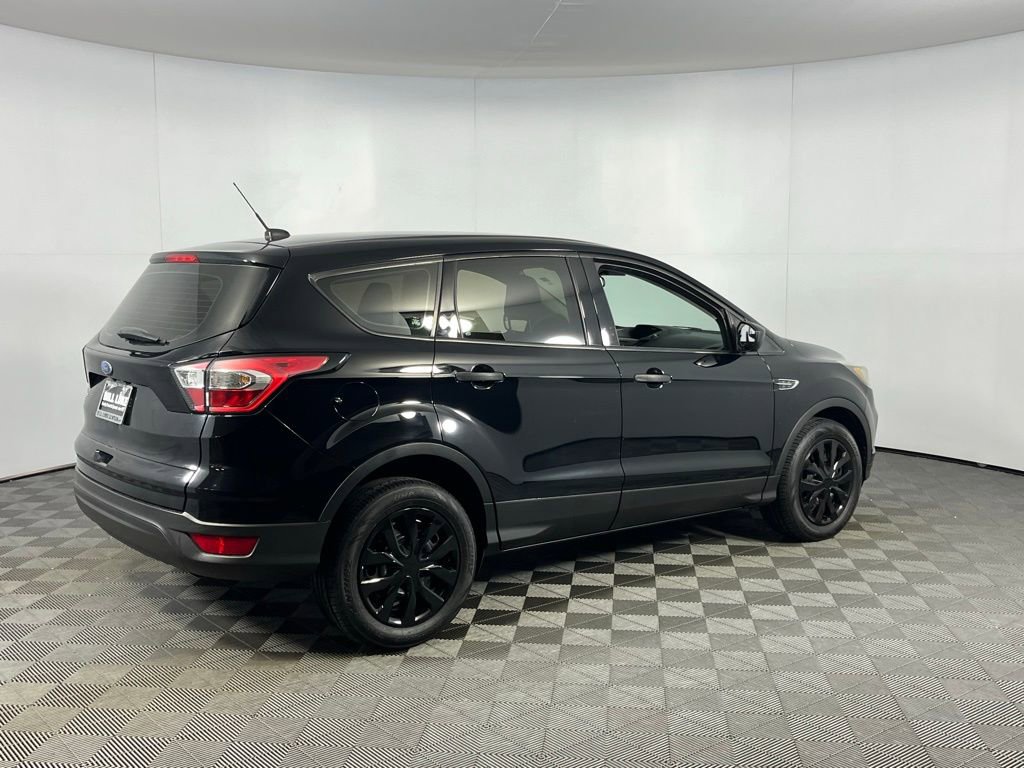 Used 2018 Ford Escape S image 4