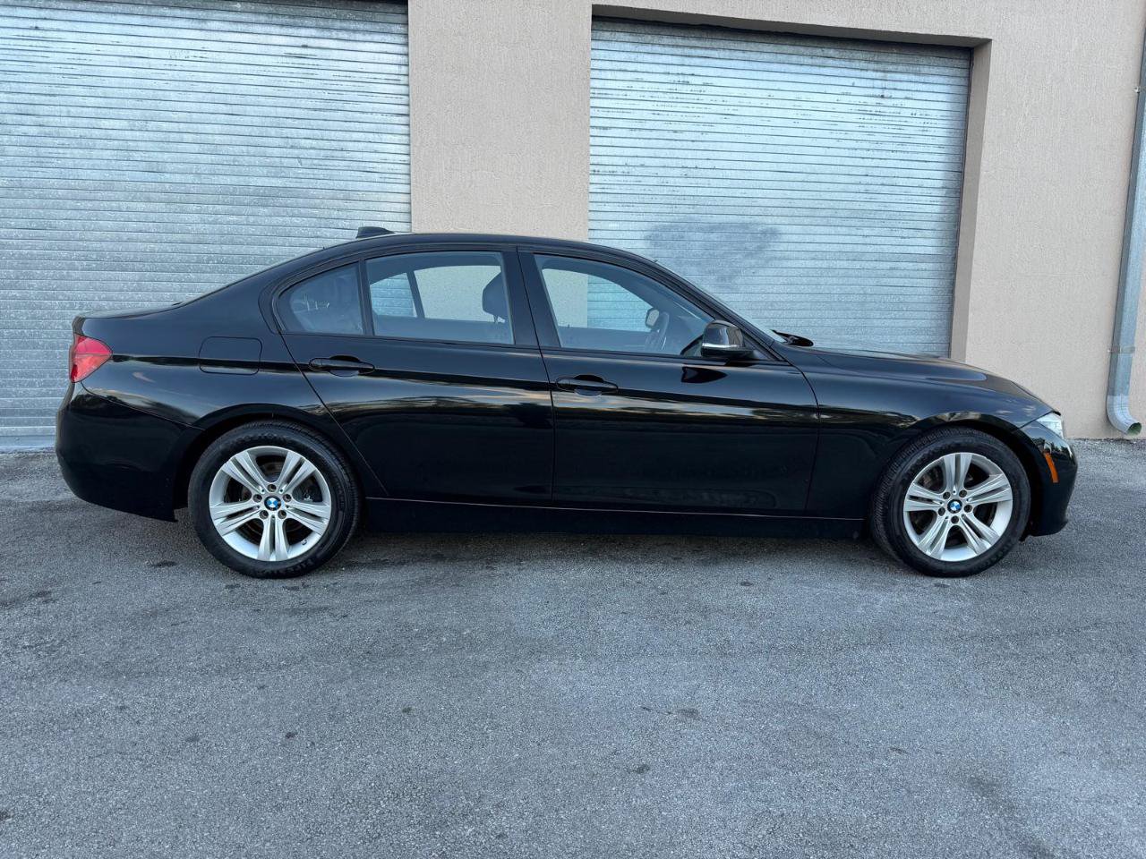 Used 2016 BMW 328i Sedan RWD image 14