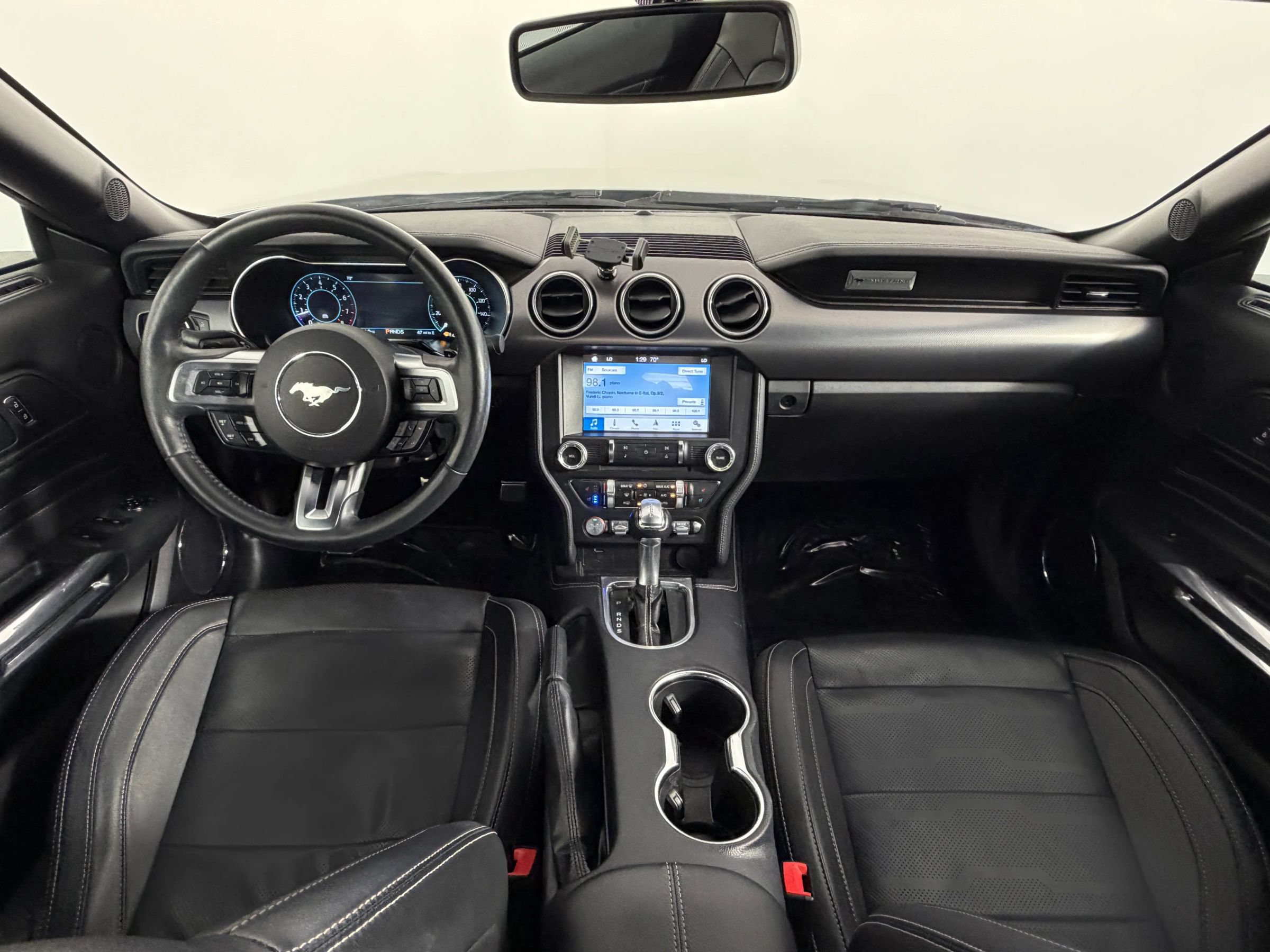 Used 2018 Ford Mustang Premium w/ Equipment Group 201A RWD image 18