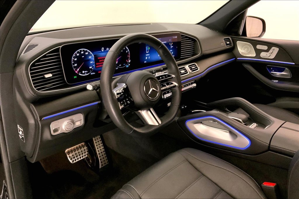 Used 2024 Mercedes-Benz GLS 450 4MATIC image 21