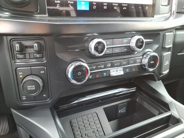 New 2026 Ford F250 Lariat w/ Black Appearance Package AWD/4WD image 14