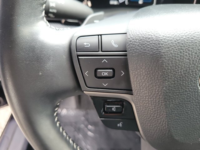 Used 2025 Toyota Camry SE FWD image 26