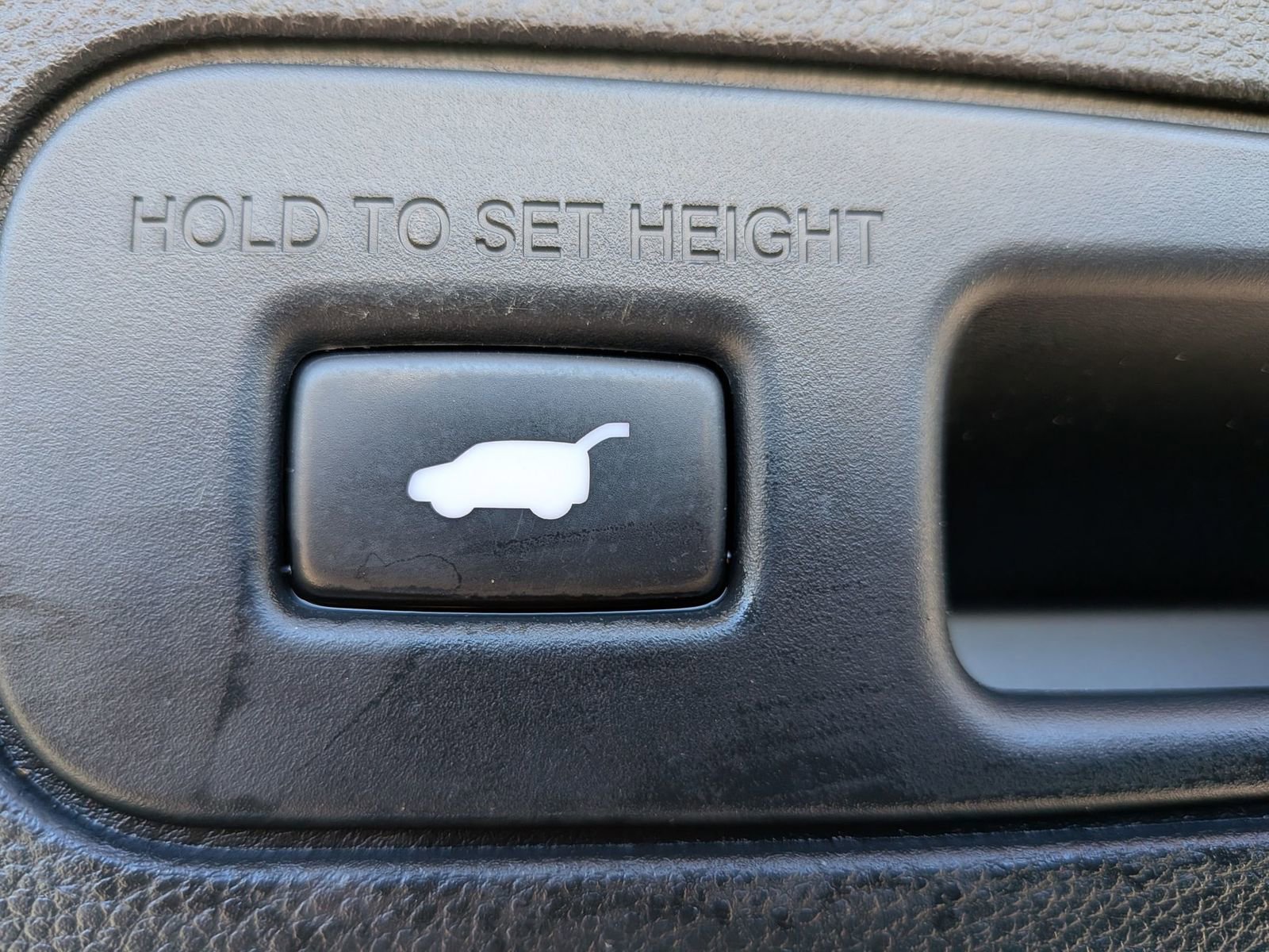 Used 2023 Acura MDX SH-AWD w/ Technology Package image 35