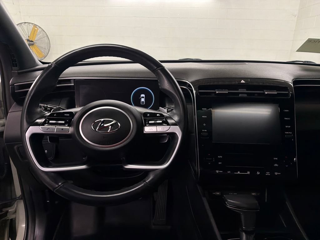 Used 2022 Hyundai Santa Cruz SEL Premium image 9