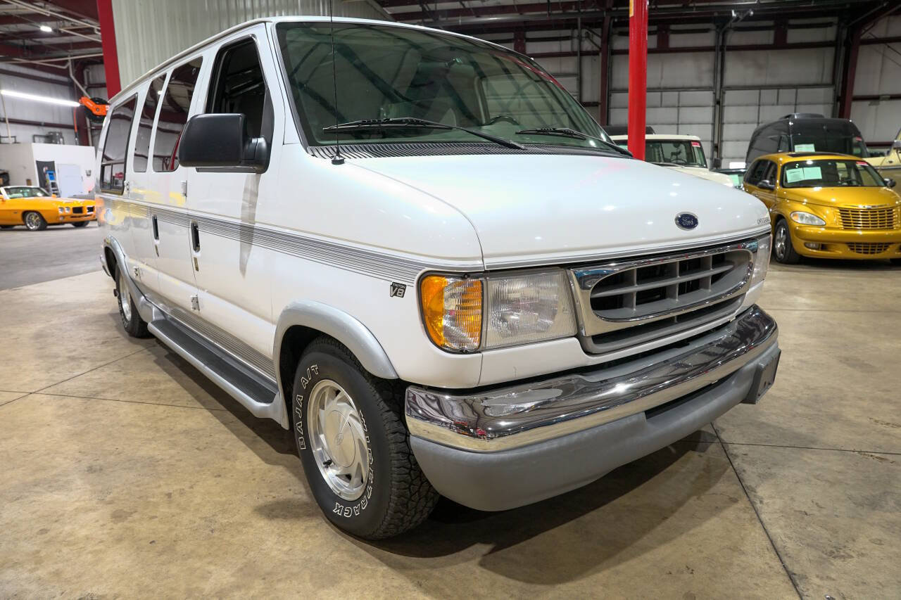 Used 1999 Ford E-150 and Econoline 150 RWD image 12
