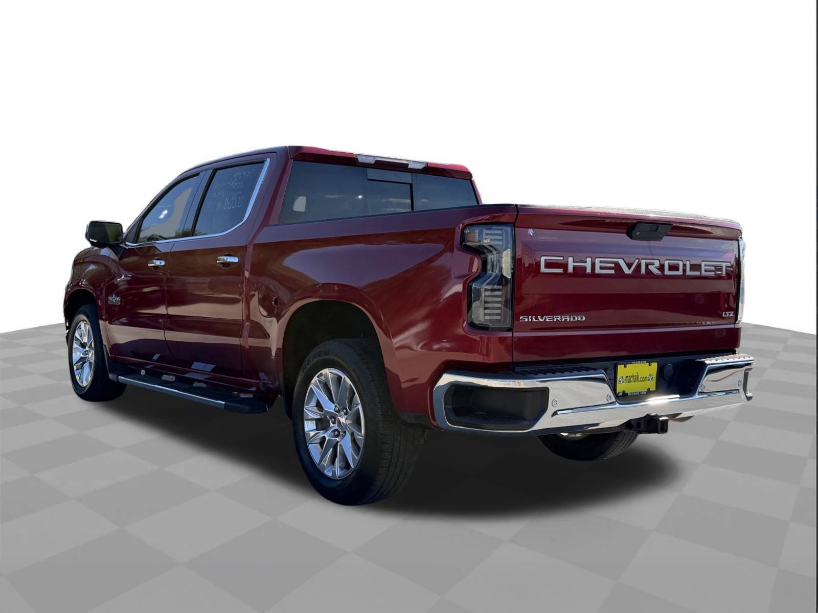 Used 2019 Chevrolet Silverado 1500 LTZ w/ LTZ Texas Edition RWD image 3