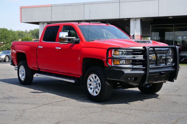 Used 2019 Chevrolet Silverado 2500 LTZ w/ Duramax Plus Package AWD/4WD image 4