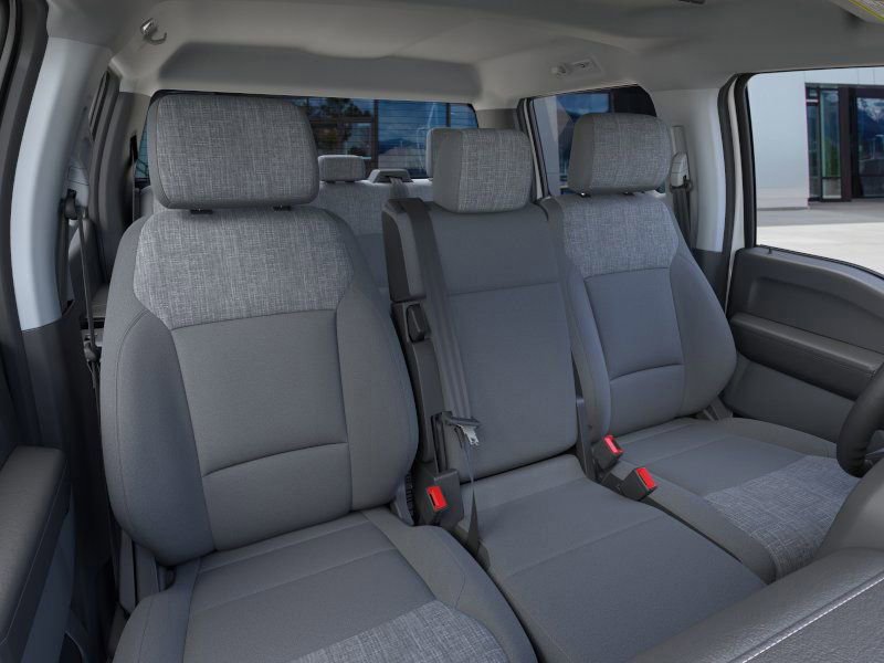 New 2025 Ford F550 4x4 Crew Cab Super Duty image 10