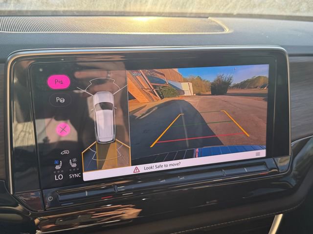 New 2026 Volkswagen Atlas SEL Premium R-Line image 13