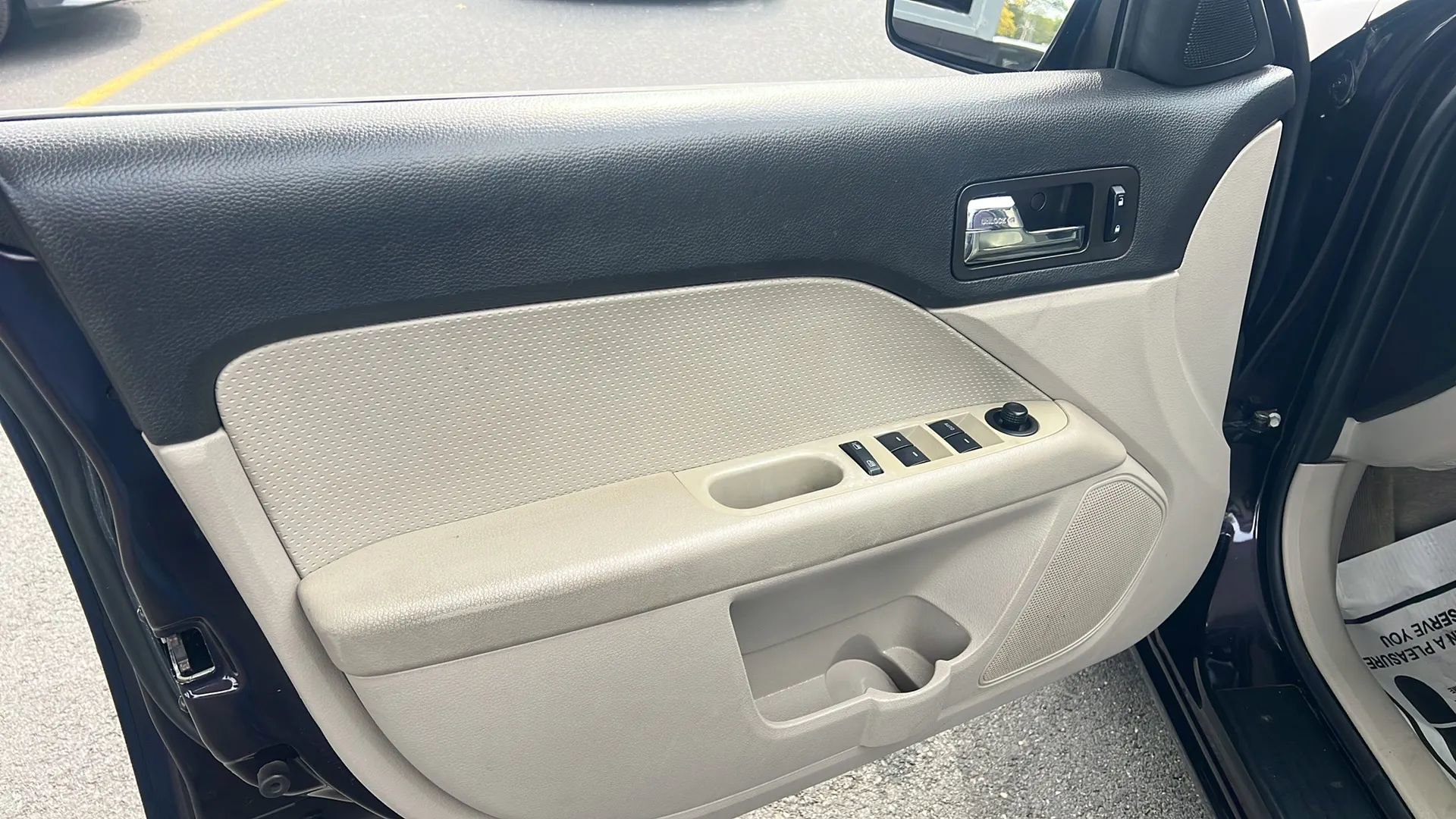 Used 2007 Ford Fusion SEL image 23