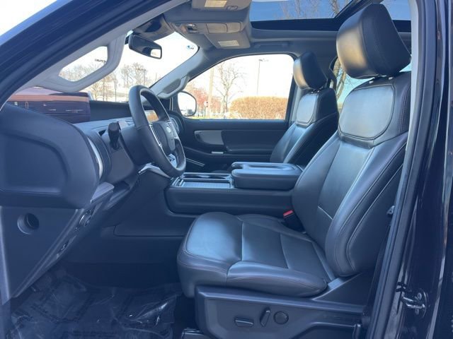 Used 2025 Ford Expedition Max Active image 24