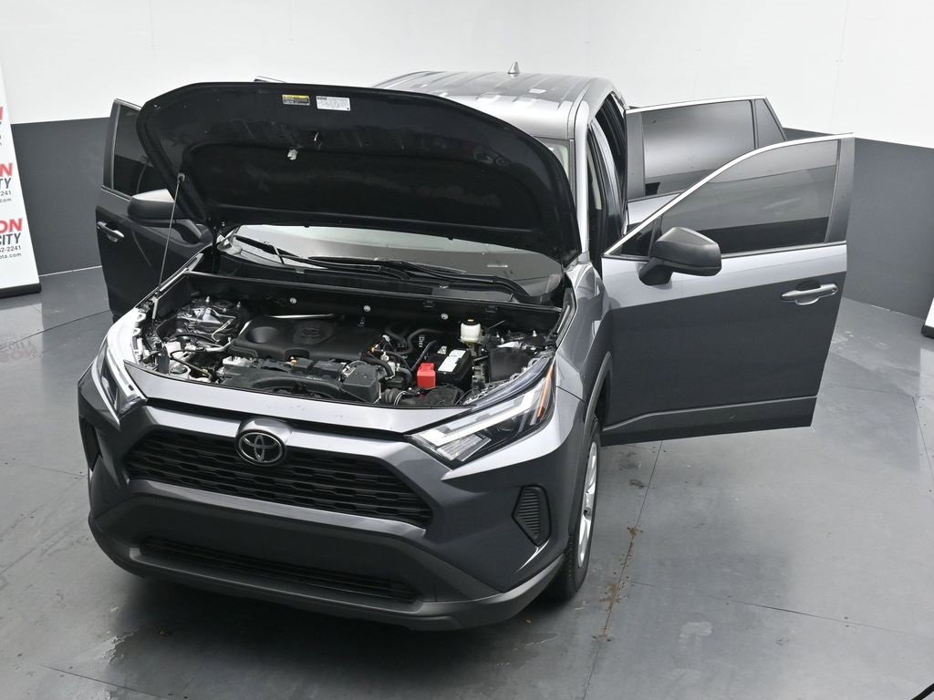 Used 2023 Toyota RAV4 LE image 40