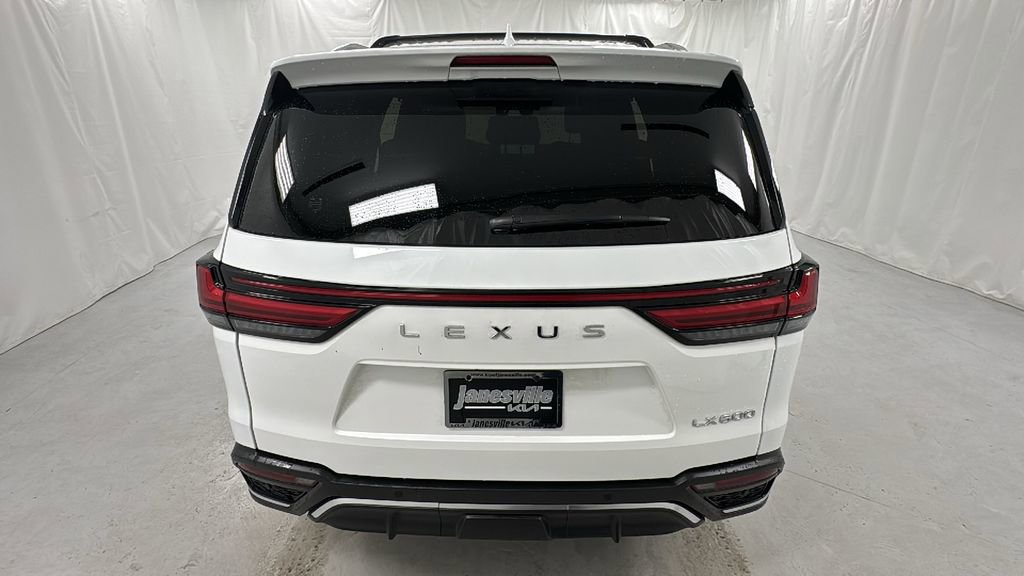 Used 2023 Lexus LX 600 F Sport image 4