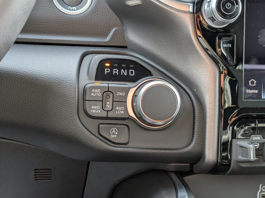 New 2026 RAM 1500 Big Horn AWD/4WD image 19