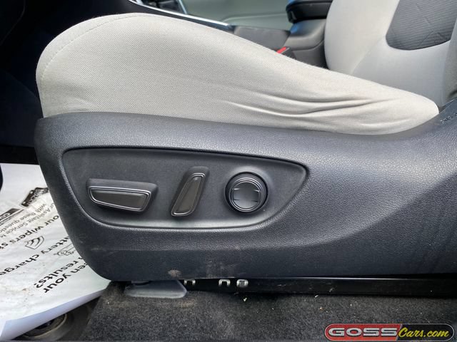 Used 2019 Toyota RAV4 XLE w/ Convenience Package AWD/4WD image 26