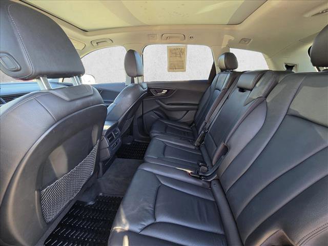 Used 2017 Audi Q7 3.0T Premium image 14