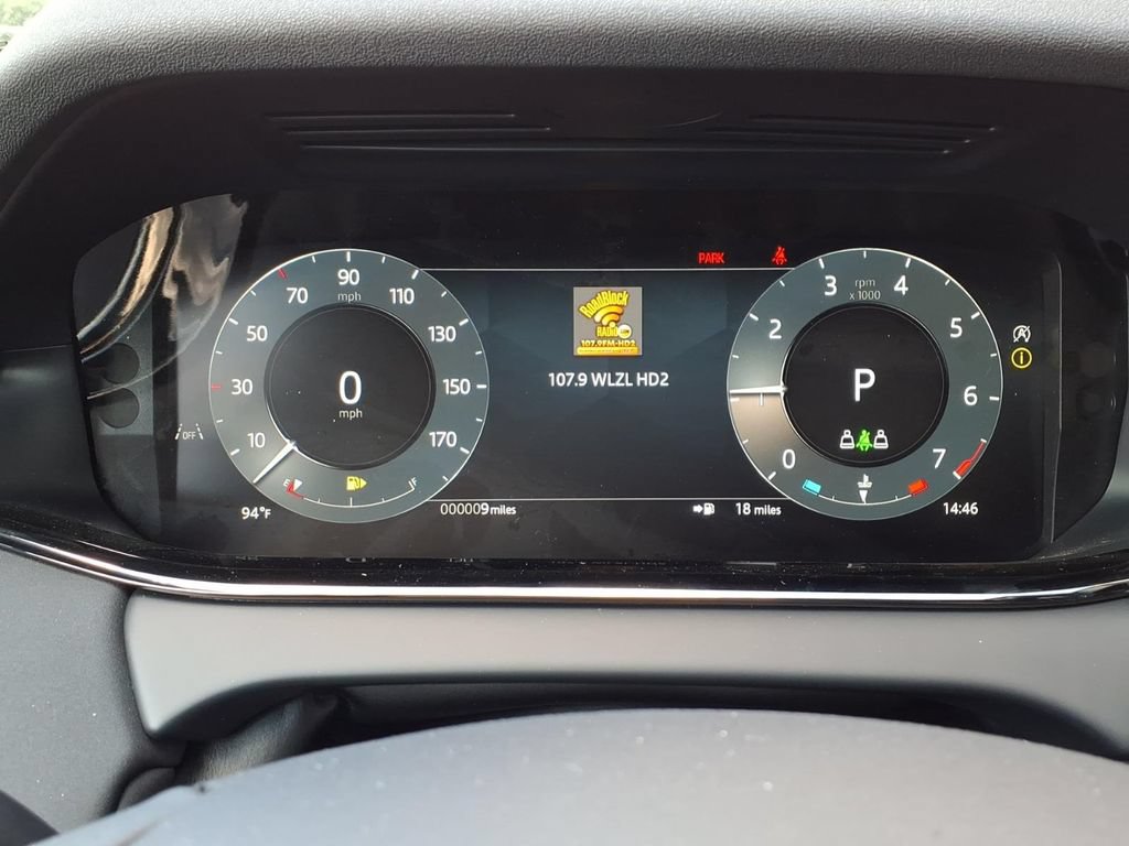 New 2026 Land Rover Range Rover Evoque Hoxton AWD/4WD image 14