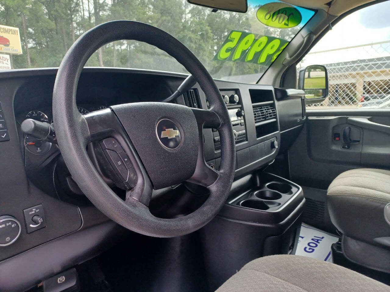 Used 2008 Chevrolet Express 3500 Extended Passenger w/ LT Preferred Equipment Group RWD image 5