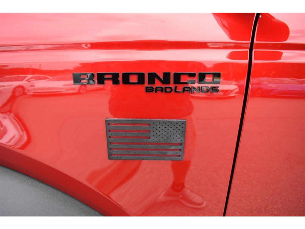 Used 2021 Ford Bronco Badlands image 13