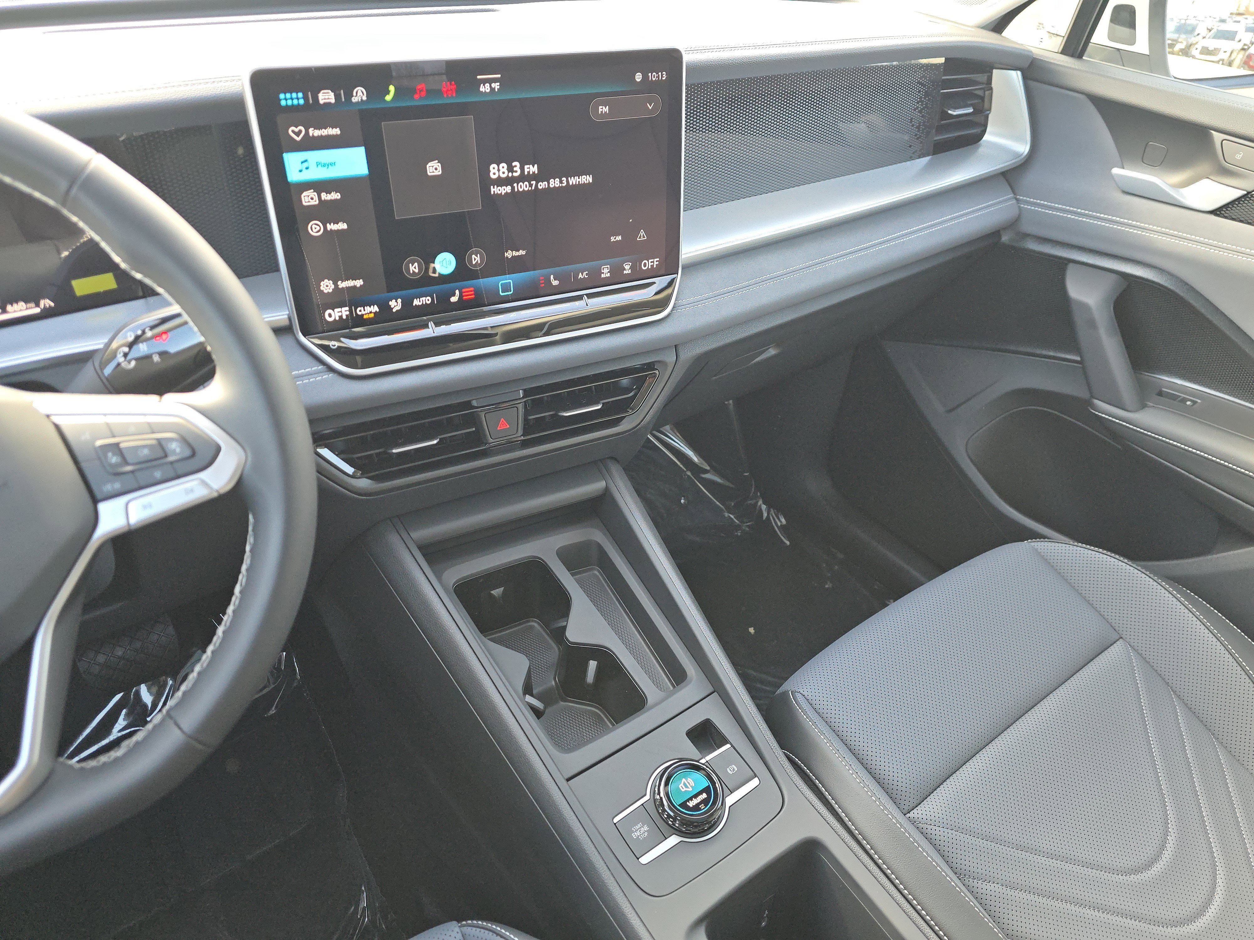 New 2026 Volkswagen Tiguan SE image 23