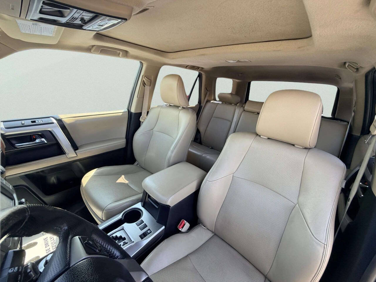 Used 2016 Toyota 4Runner Limited AWD/4WD image 18