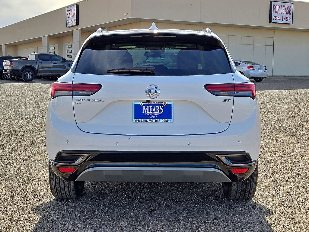 Used 2023 Buick Envision Essence w/ Sport Touring Package image 4