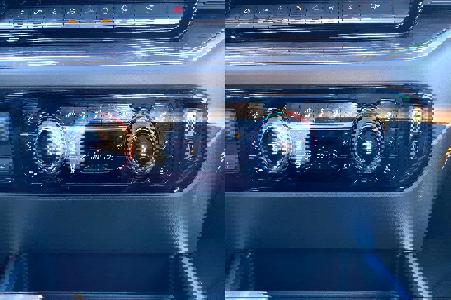 Used 2024 Chevrolet Silverado 1500 LTZ image 28