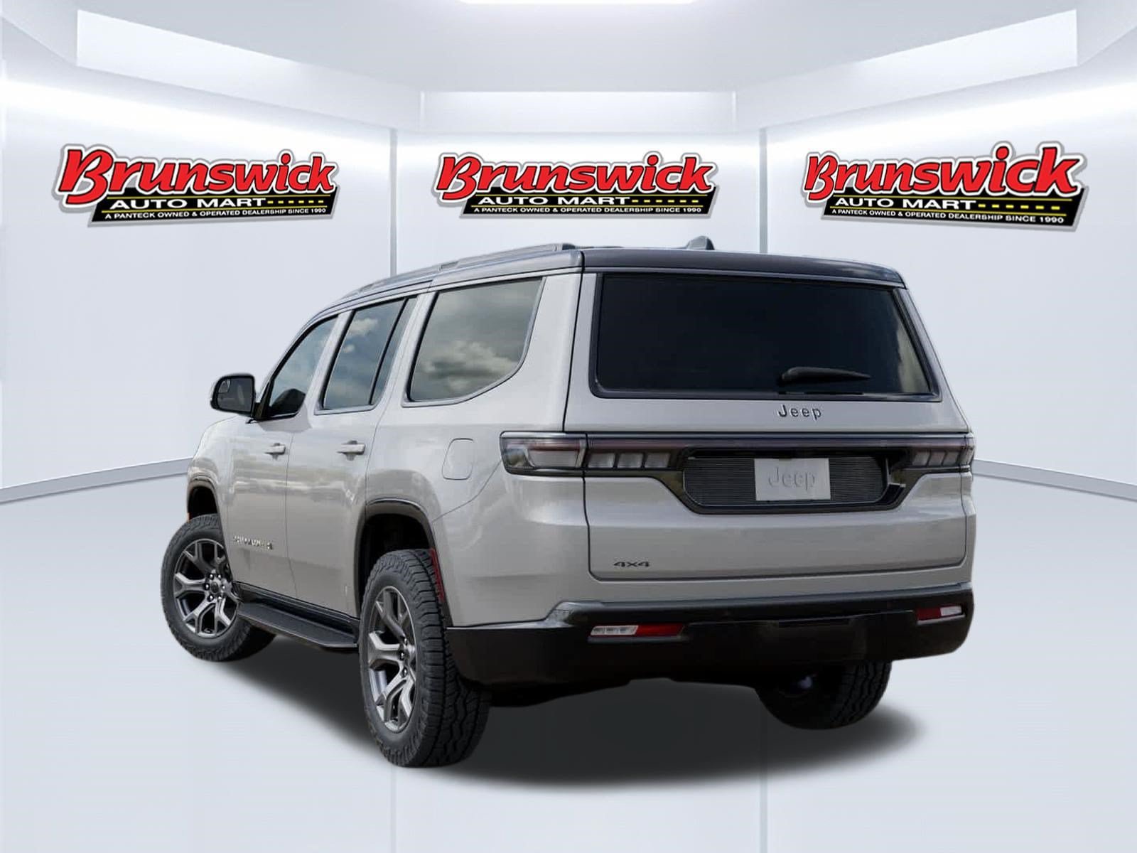 New 2026 Jeep Grand Wagoneer 4WD image 3