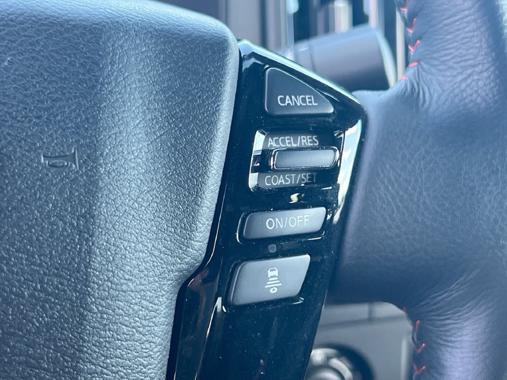 Used 2025 Nissan Frontier PRO-4X w/ Pro Convenience Package AWD/4WD image 41