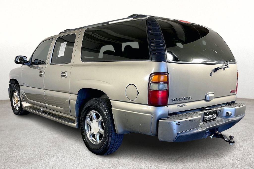 Used 2003 GMC Yukon XL Denali image 14