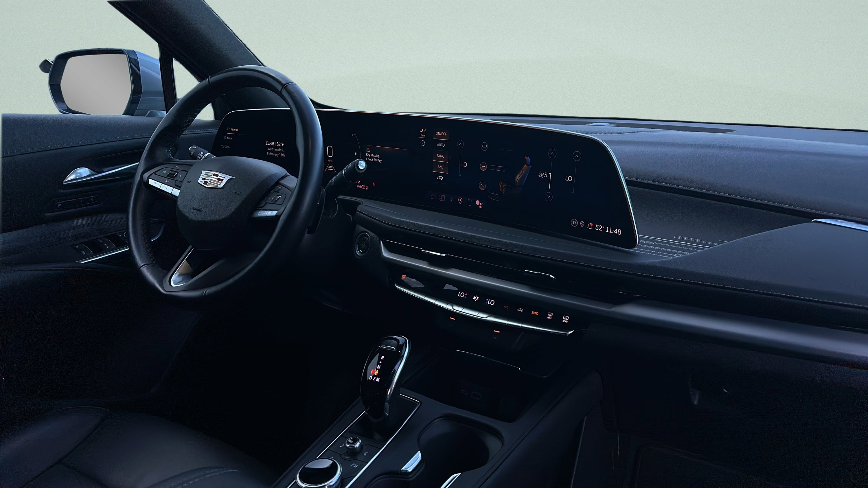 Used 2025 Cadillac XT4 Premium Luxury image 58