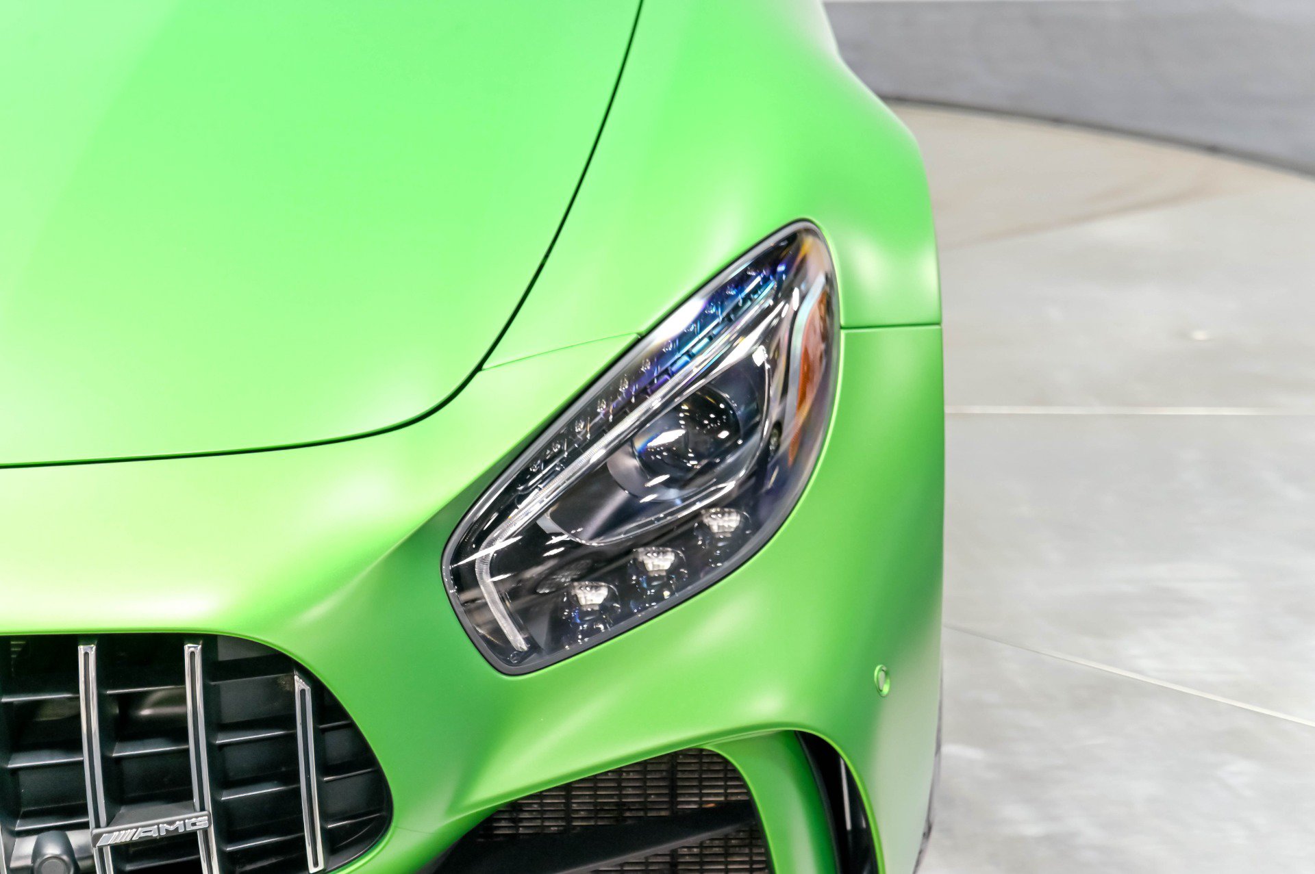Used 2018 Mercedes-Benz AMG GT R image 48