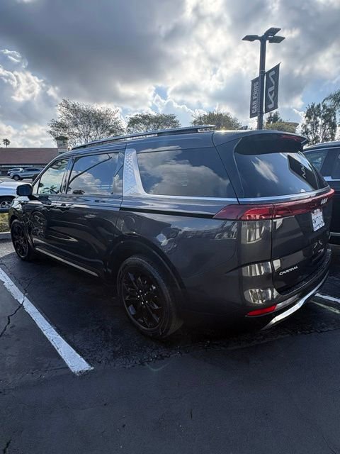 Certified 2024 Kia Carnival SX image 6