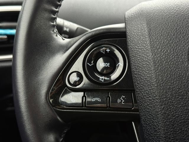 Used 2021 Toyota Prius Prime XLE w/ Carpet Mat Package (TMS) FWD image 27