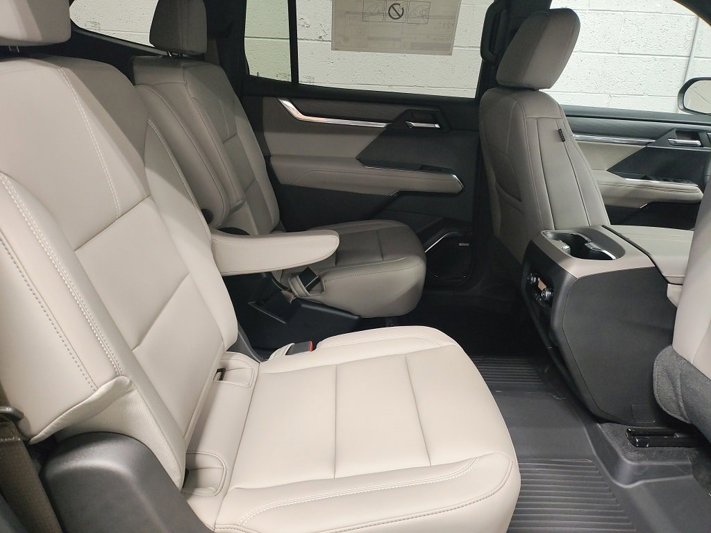 New 2026 GMC Acadia Elevation w/ Elevation Premium Package image 12