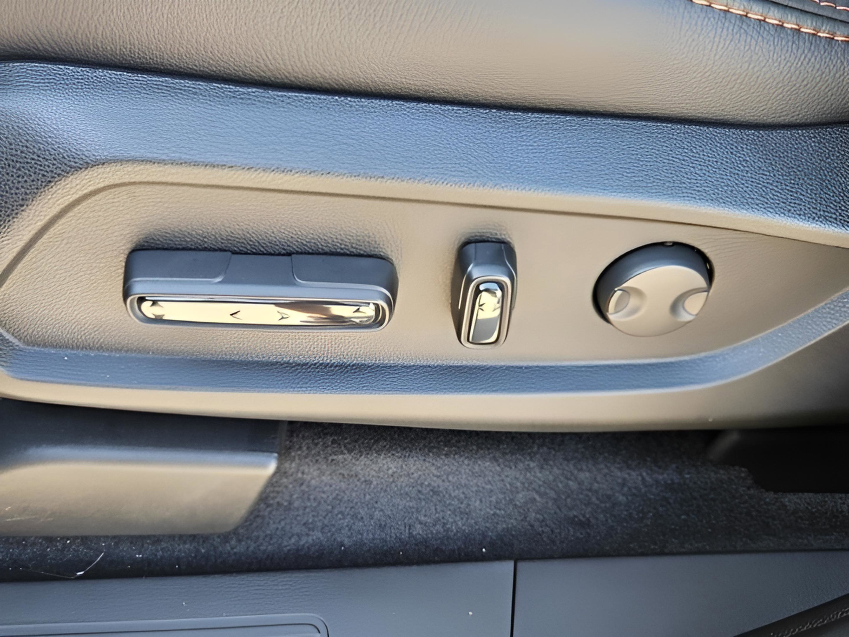 New 2025 Honda Pilot TrailSport image 10