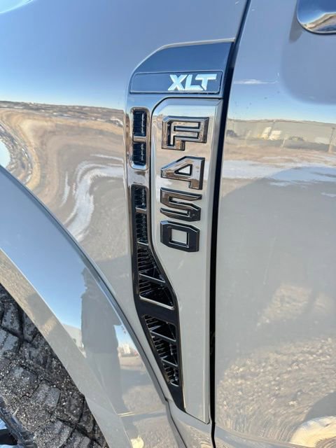 New 2026 Ford F450 XLT w/ XLT Premium Package image 15