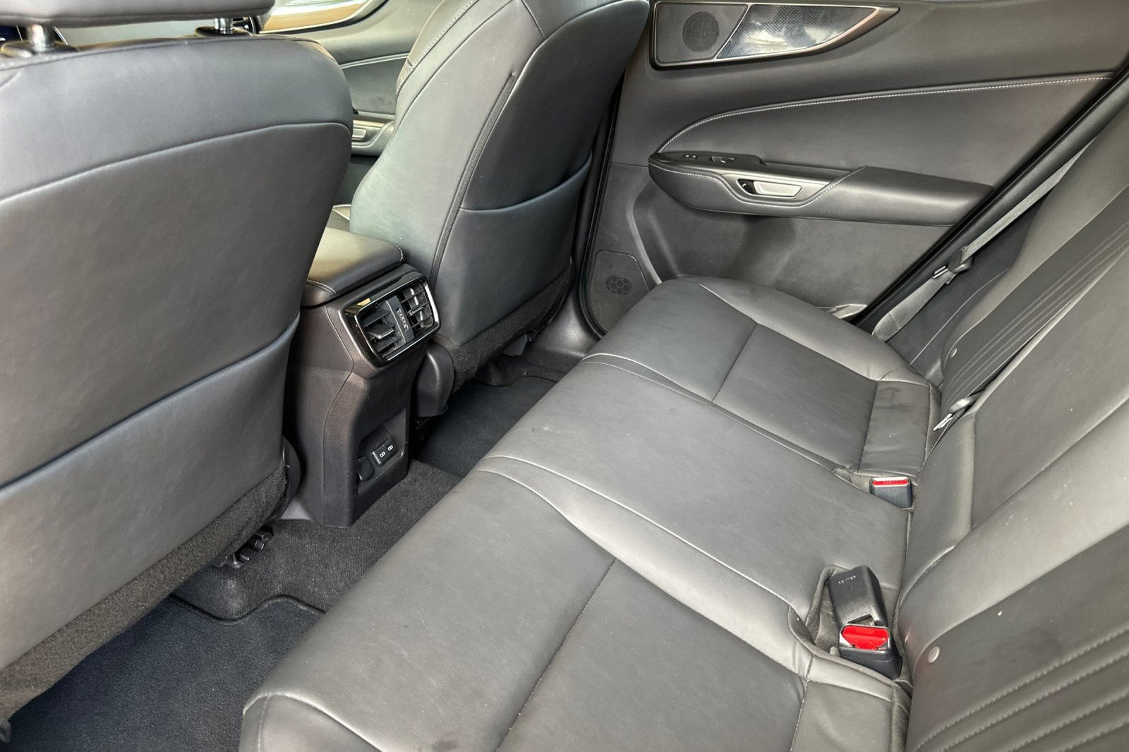 Used 2024 Lexus NX 250 AWD w/ Cold Area Package image 13