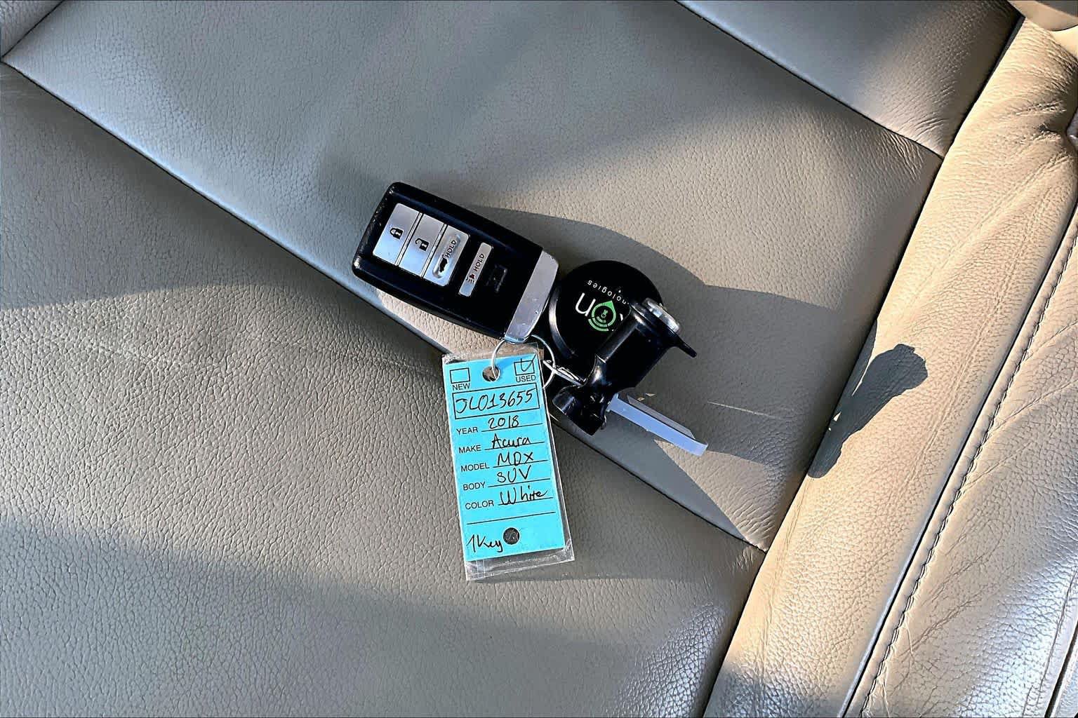 Used 2018 Acura MDX SH-AWD image 15