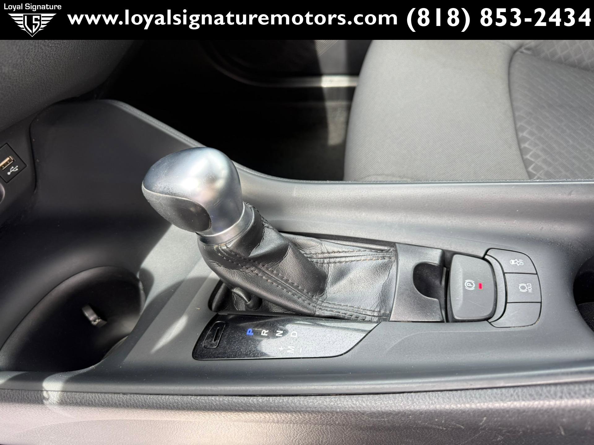 Used 2020 Toyota C-HR LE FWD image 25